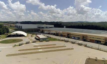Galpão com 2.017m² de armazenamento para locação em Jarinu/SP