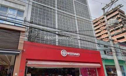 Prédio comercial amplo em Santo Amaro, São Paulo: 1.474m², 2 banheiros - Locação!