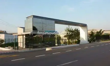 Galpão Comercial de Alto Padrão para Locação em Jaguariúna-SP na Chácara Primavera: 6 banheiros, 10 vagas de garagem, 4.068,00 m² de área.