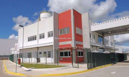 Galpão Comercial na Boa Vista - Sorocaba-SP: 3.666,66m², 2 Banheiros, 10 Vagas de Garagem. Aluguel Imbatível!