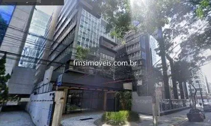 Prédio comercial inteiro para locação na consolação.