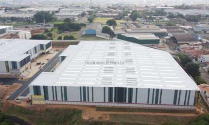 Galpão Comercial para Locação em Limeira-SP: 2 banheiros, 7 vagas de garagem, 2.575.000,00 m² no Jardim Nova Limeira.