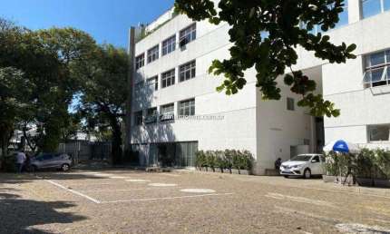 Galpão com escritório com 1126m² na Vila Leopoldina.