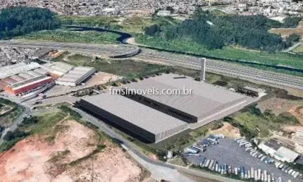 Galpão Comercial para Locação em Guarulhos-SP, Bairro Jardim Ponte Alta I: 2 Banheiros, 11 Vagas de Garagem, 2.883m² de Área.