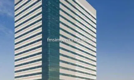 Conjunto comercial com 417m² na Av. das Nações Unidas.