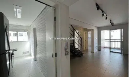 Duplex para venda possui 114 metros quadrados com 3 quartos e DEPÓSITO NA GARAGEM