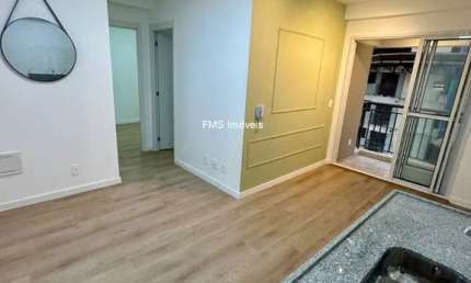 Apartamento à Venda ou Locação na Lapa com 2 quartos, 1 banheiro, 1 vaga.