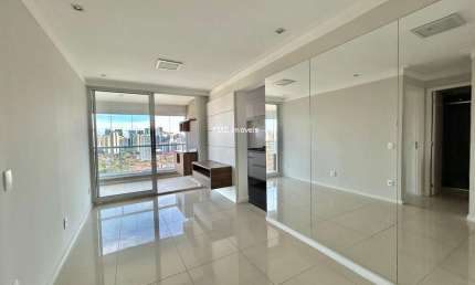 Apartamento à venda no Brooklin Paulista, com 1 quarto, 1 banheiro, 1 vaga.