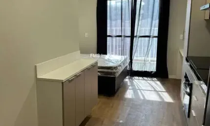 Apartamento à venda ou locação em santo amaro, com 1 quarto, 1 banheiro, 27m² de área.