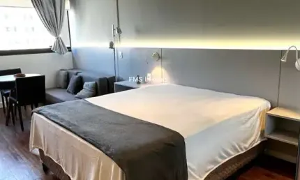 Apartamento à venda na Vila Olímpia com 1 quarto, 1 banheiro, 1 vaga.