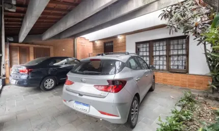 Casa tipo para venda em Vila Cruzeiro com 6 quartos, sendo 2 suítes, 277m²