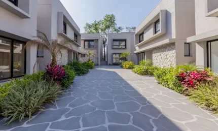 Casa no condomínio Hipica Max Garden para venda e locação com 4 quartos, sendo 4 suítes, 850m²