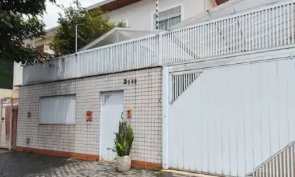 Casa tipo para venda em Ipiranga com 3 quartos, sendo 1 suíte, 200m²