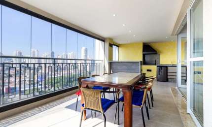 Apartamento tipo para venda com 3 quartos, sendo 3 suítes, 140m²