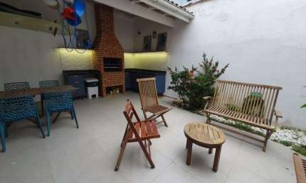 Casa no condomínio Blue Bay para venda com 4 quartos, sendo 2 suítes, 180m²