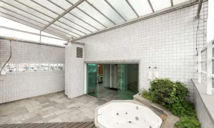 Cobertura para venda em Vila Bastos com 4 quartos, sendo 3 suítes, 257m²