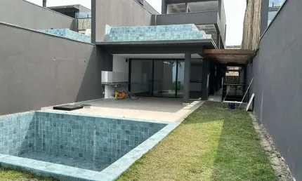 Casa no condomínio Condomínio Barra Camburi para venda com 4 quartos, sendo 4 suítes, 350m²