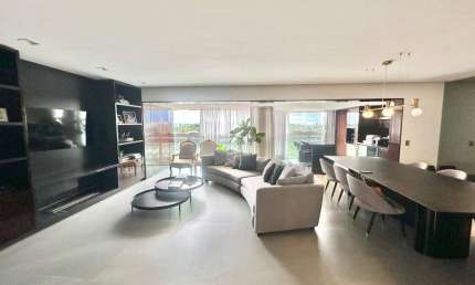 Apartamento tipo para venda em Campo Belo com 3 quartos, sendo 2 suítes, 155m²