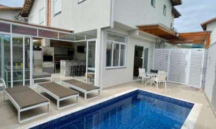 Casa no condomínio Residencial Perola de Juquehy para venda com 4 quartos, sendo 3 suítes, 200m²