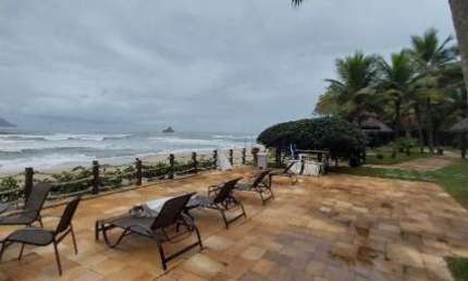 Casa no condomínio Blue Bay para venda e locação com 3 quartos, sendo 3 suítes, 165m²