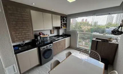 Apartamento tipo para venda em Vila Andrade com 2 quartos, sendo 1 suíte, 56m²