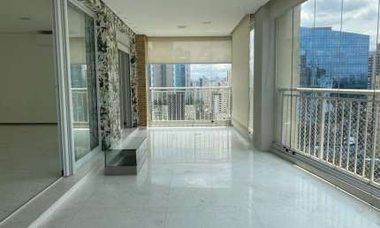 Apartamento tipo para venda em Itaim Bibi com 2 quartos, sendo 2 suítes, 185m²