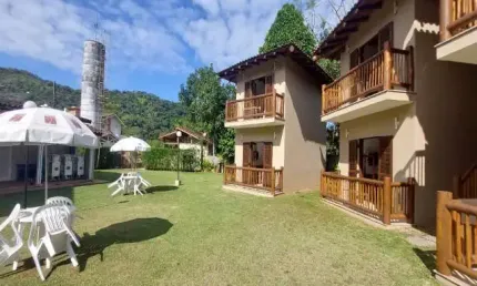 Casa no condomínio POUSADA DOS CAETÉS para venda com 6 quartos, sendo 6 suítes, 800m²