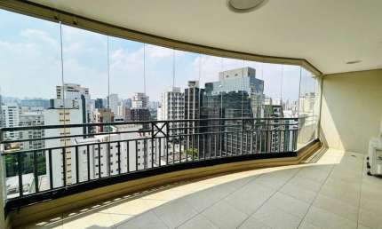 Apartamento tipo para locação com 3 quartos, sendo 1 suíte, 126m²
