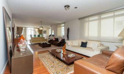 Cobertura para venda com 4 quartos, sendo 4 suítes, 700m²