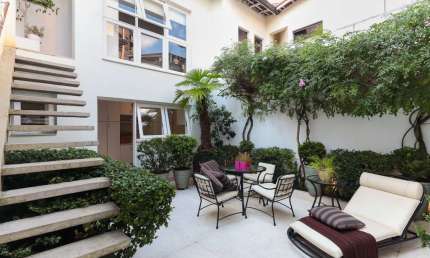 Sobrado para venda com 2 quartos, sendo 1 suíte, 155m²