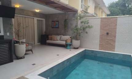 Casa no condomínio SUN VILLAGE para locação com 5 quartos, sendo 5 suítes, 280m²