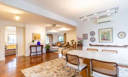 Apartamento tipo para venda com 4 quartos, sendo 4 suítes, 300m²