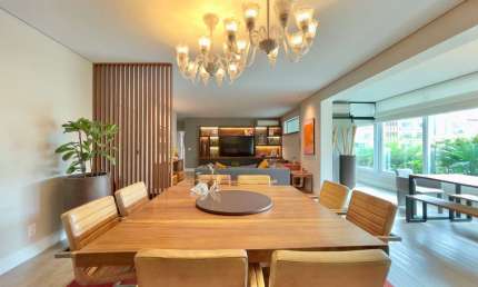 Apartamento tipo para venda com 4 quartos, sendo 4 suítes, 253m²