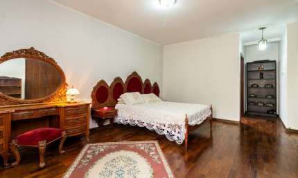 Casa tipo para venda com 3 quartos, sendo 1 suíte, 242m²