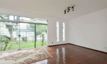 Sobrado para venda em Planalto Paulista com 4 quartos, sendo 2 suítes, 331m²