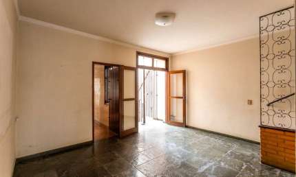 Casa tipo para venda em Vila Pompeia com 3 quartos, sendo 1 suíte, 193m²