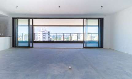 Apartamento tipo para venda com 4 quartos, sendo 4 suítes, 232m²