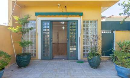 Casa tipo para venda em Itaim Bibi com 4 quartos, 236m²