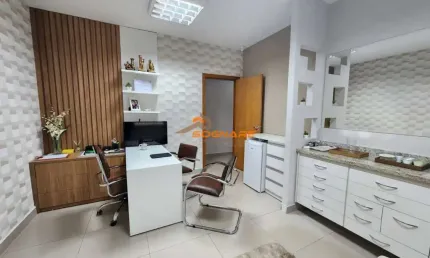 Casa comercial  6 salas e recepção ampla e estacionamento codigo: 66431
