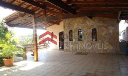 Casa com 4 quartos à venda na Joaquim Novaes, 46, Jardim Portão Vermelho, Vargem Grande Paulista por R$ 550.000