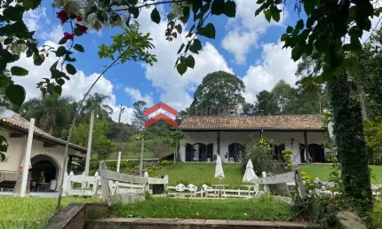 Chácara / sítio com 4 quartos à venda na Rodovia Raposo Tavares, 53900, Vila Nova São Roque, São Roque por R$ 1.700.000