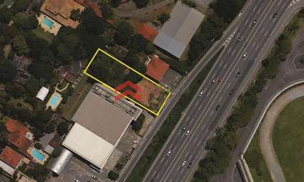 Terreno comercial para alugar na Marginal, 1321, Parque São George, Cotia por R$ 10.000
