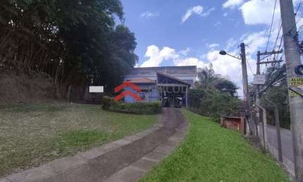 Casa com 1 quarto à venda na Martiniano Lemos Leite, 75, Vila Jovina, Cotia por R$ 1.060.000