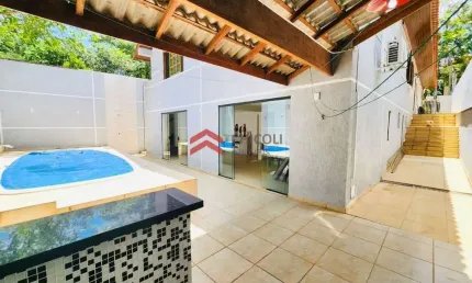 Casa em condomínio fechado com 5 quartos à venda na Avenida Estácio de Sá, 1756, São Paulo II, Cotia por R$ 1.300.000