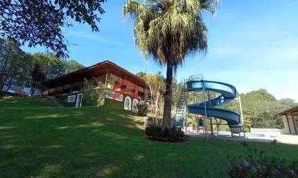 Fazenda com 2 salas para alugar na Sofia Vieira de Moraes, 807, Bairro do Carmo, São Roque por R$ 25.000