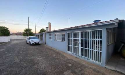 Casa com 3 quartos à venda na Rua Dos Crisantemos, 72, Quinta dos Açorianos, Barra Velha