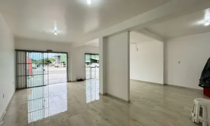 Sala comercial para locação anual em excelente localização