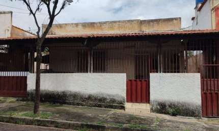 Casa com 3 quartos à venda na Rua Adelina Rita de Jesus, Alípio de Melo, Belo Horizonte