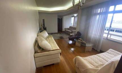 APARTAMENTO 170 METROS, 04 QUARTOS, 02 VAGAS, SALÃO DE FESTAS.