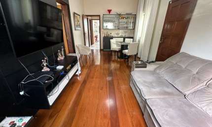 EXCELENTE CASA NO CARLOS PRATES 3 QUARTOS, SUÍTE, 8 VAGAS